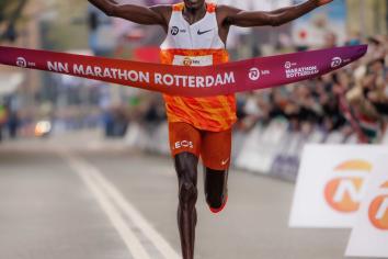Cheptegei v Kamworor 