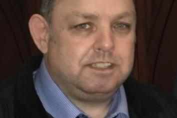 Man killed in Windyhill Road car crash is named