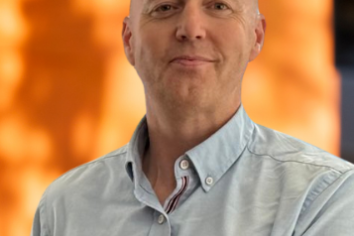 Jon Burrows announces his candidacy for leadership of UUP