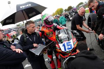 McManus takes lap record as MMB Racing ends season in mixed conditions