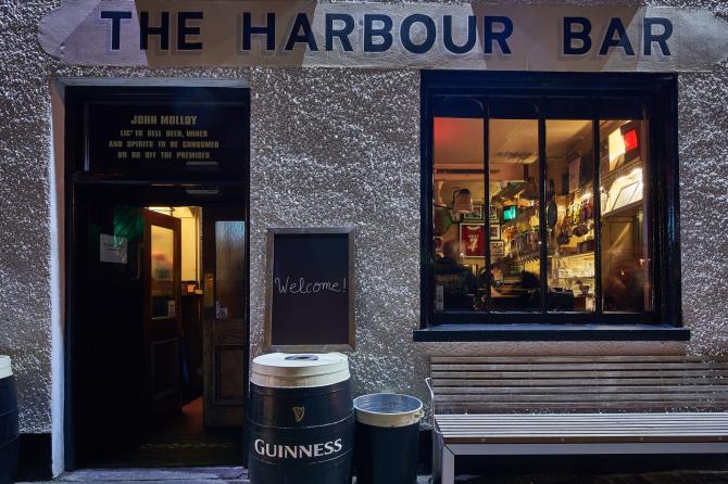 Officials advise against plans for outdoor drinking at Harbour Bar