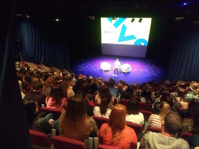 Stormont debates Riverside Theatre&rsquo;s future