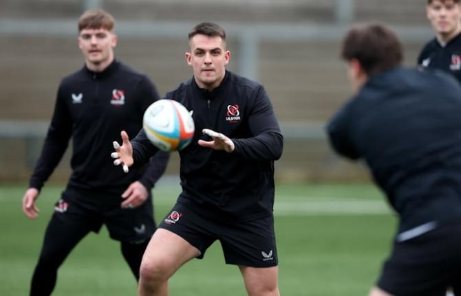 Stockdale, McCloskey and Hume return for Queensland Reds clash