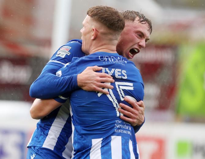 Coleraine fight back to earn draw with Linfield 